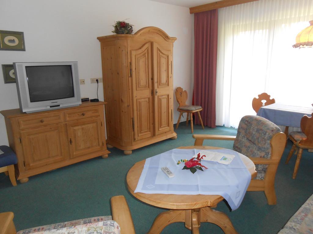 Farchanter Alm Room photo